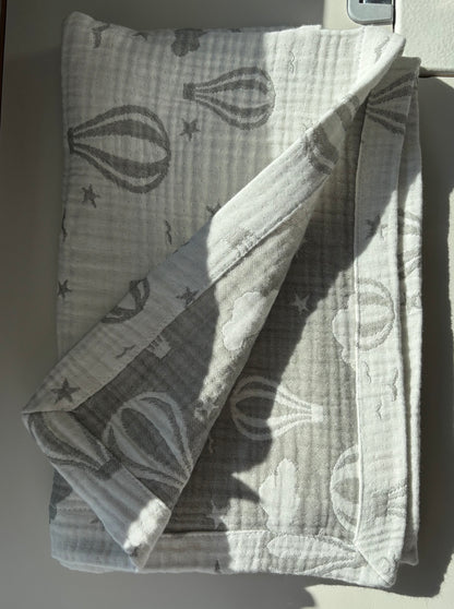 Vit luftballong babyfilt (65 x 75 cm,4-lagers jacquardmuslin)